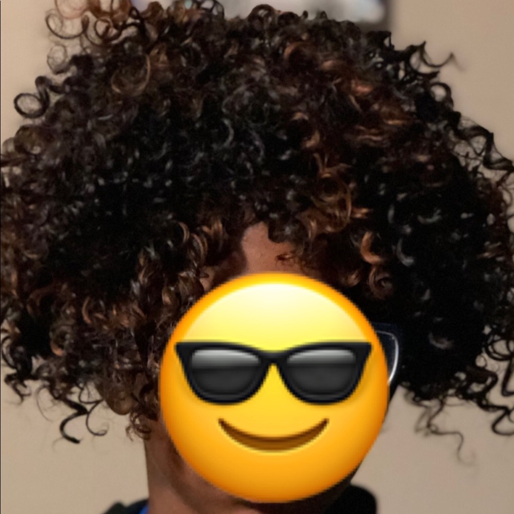 Curly wig